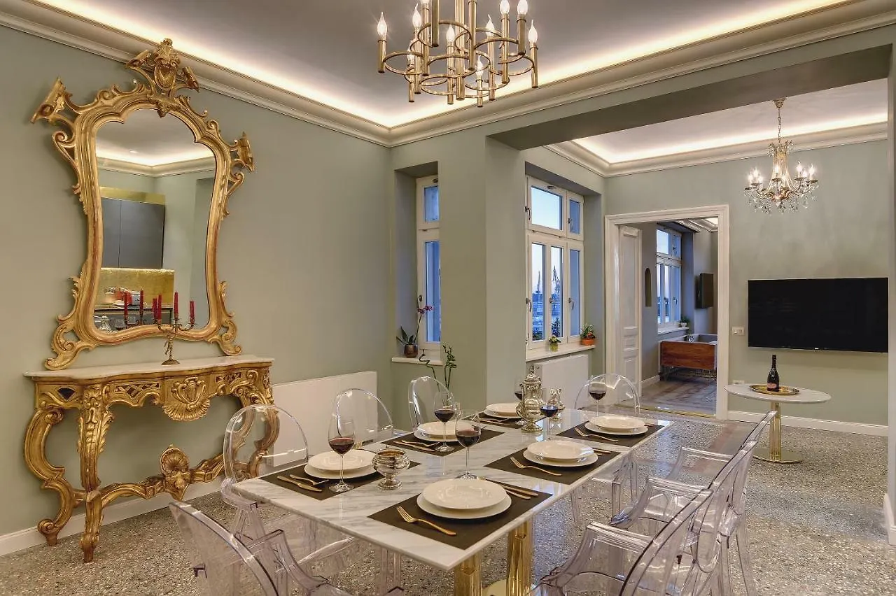 Arena & Seaview Luxurious Residence Pula Croatia