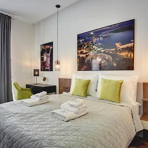 D&a Luxury With Free Parking Apartament